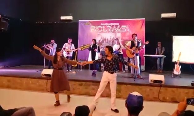 Semarak! Konsep Launching Mini Album Paduraksa Tidak Biasa