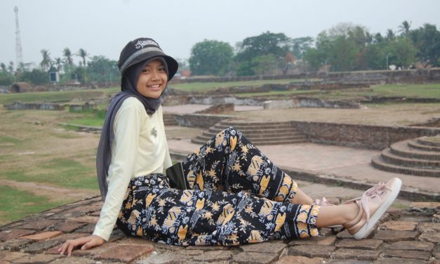 Aida Caren: Walau Sibuk, Sekolah Tetap Nomor Satu