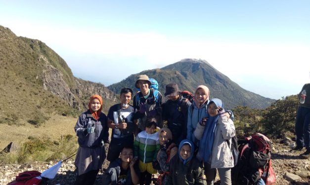 Belajar Sejarah di Gunung Arjuno Jalur Purwosari
