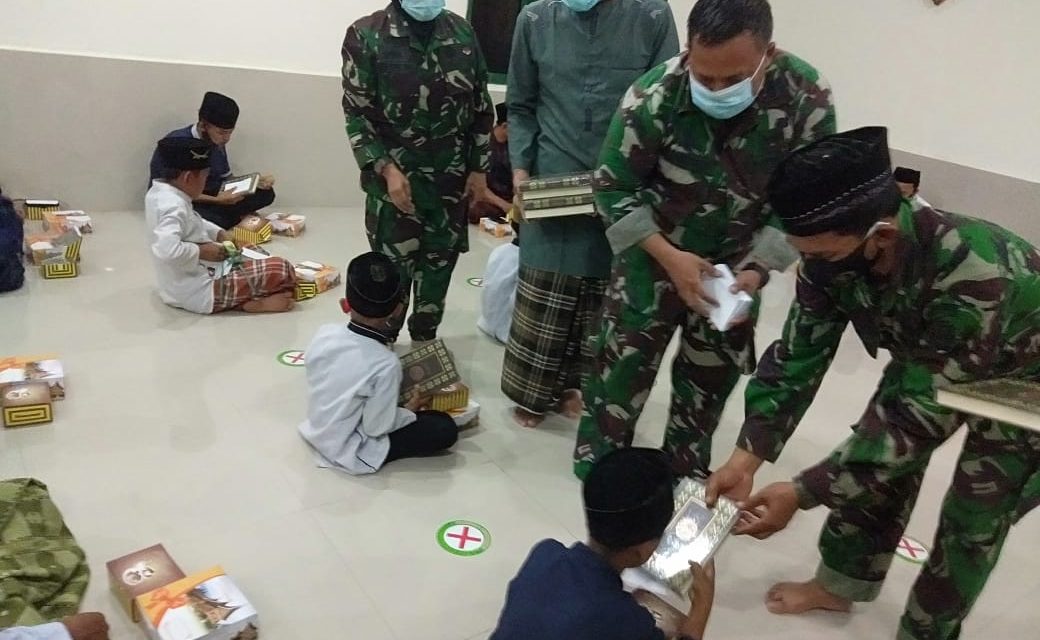 Menyambut HUT TNI Ke-75, Kodim 0602/Serang Berikan Santunan Kepada Anak Yatim