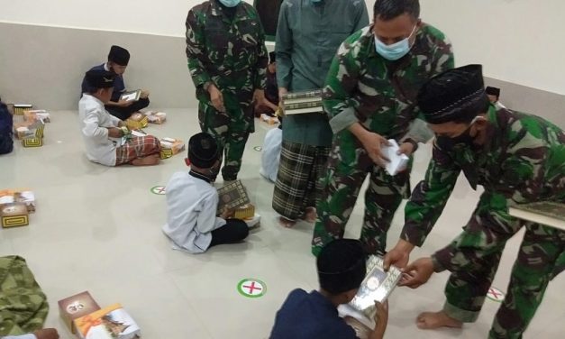 Menyambut HUT TNI Ke-75, Kodim 0602/Serang Berikan Santunan Kepada Anak Yatim