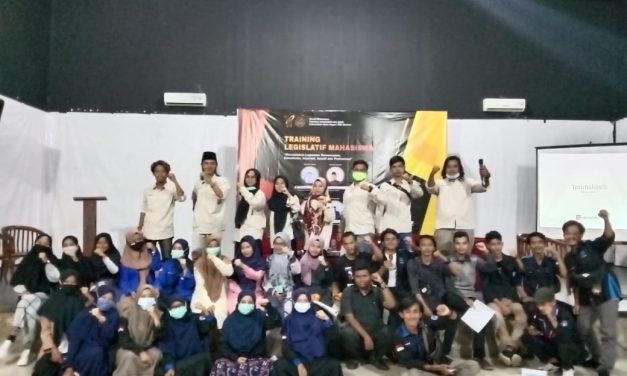 Sema Fakultas Ushuluddin dan Adab Gelar Training Legislatif