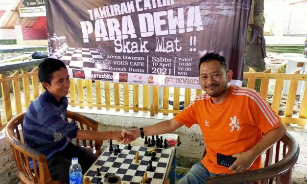 Tawuran Catur Para Dewa, Skak Mat!