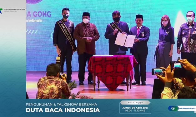 Sah! Gol A Gong Resmi Jadi Duta Baca Indonesia