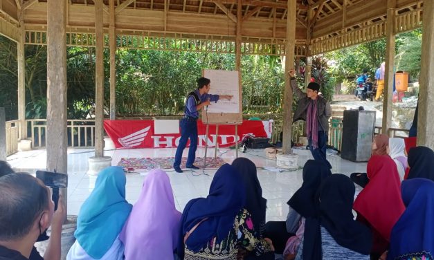 Ingin Menulis Puisi? Begini Tekniknya!