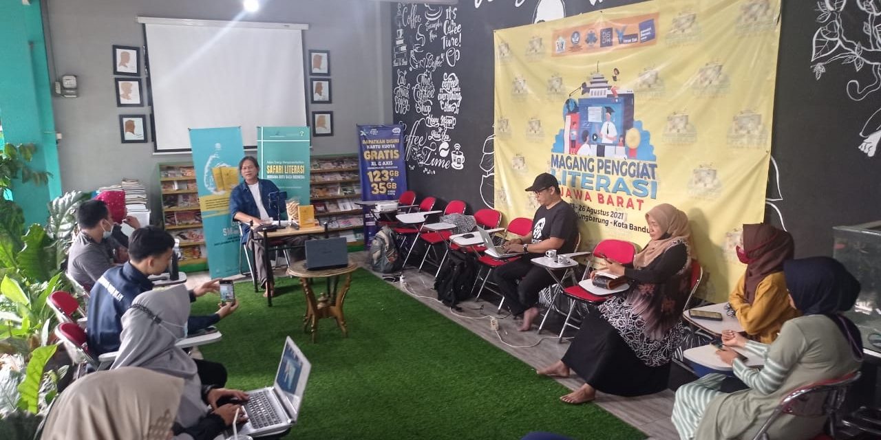 Ngobrol Santai, Buku Terbaru Duta Baca Indonesia di Ujungberung