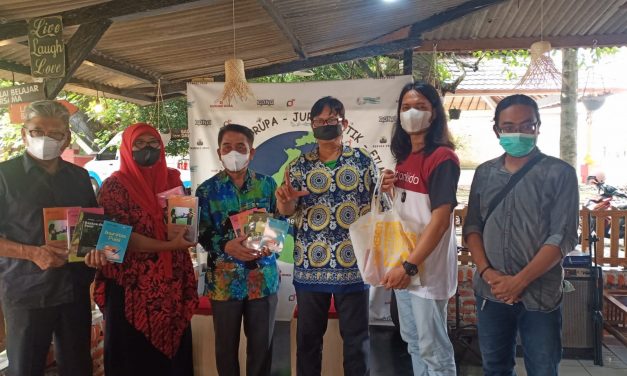 DPK Kaltim Kunjungi Duta Baca Indonesia di Rumah Dunia
