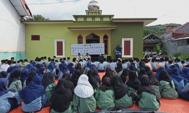 Mentadaburi Kisah Nabi Muhammad, Mts dan MA Al-Khairiyah Karangtengah Peringati Isra Mi’raj