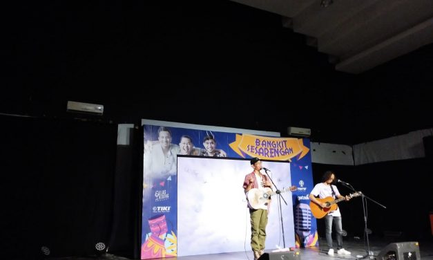Panji Sakti Meriahkan Anniversary Gelas Kosong Podcast