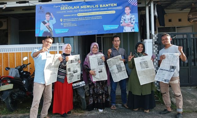Dari Guru Hingga Ketua RW Bojong Ikuti Pelatihan Menulis di Sekolah Menulis Banten