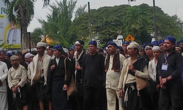 Seba Baduy: Penghormatan dan Kepatuhan kepada Bapak Gede