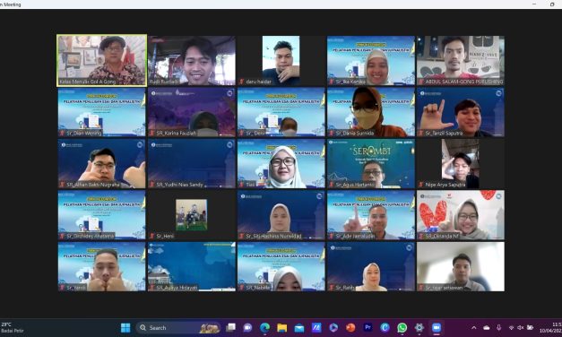 Pertemuan Ketiga, Pelatihan Menulis Tokoh Inspiratif