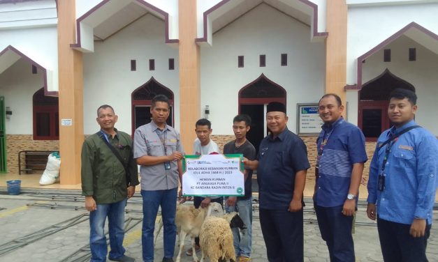 PT Angkasa Pura II Bandara Radin Inten II Lampung dan Dompet Dhuafa Lampung Salurkan Hewan Kurban di Wilayah Branti