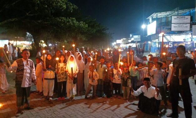 Sambut Tahun Baru Islam 1 Muharram 1445 Hijriah, RISMA At-Ta’awun Cibeber Gelar Pawai Obor