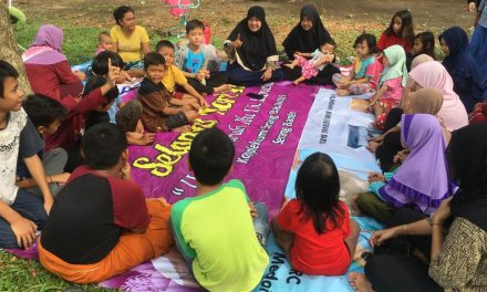 Cegah Stunting, TBM Liebels Ajak Anak-Anak Bermain dan Bacakan Bersama