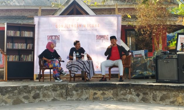 Rumah Dunia Gelar Gonjlengan Wacana Bersama Presma UIN SMH Banten