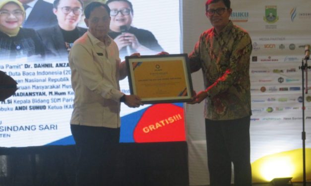 Peduli Literasi, Untirta Raih Penghargaan dari Ikapi