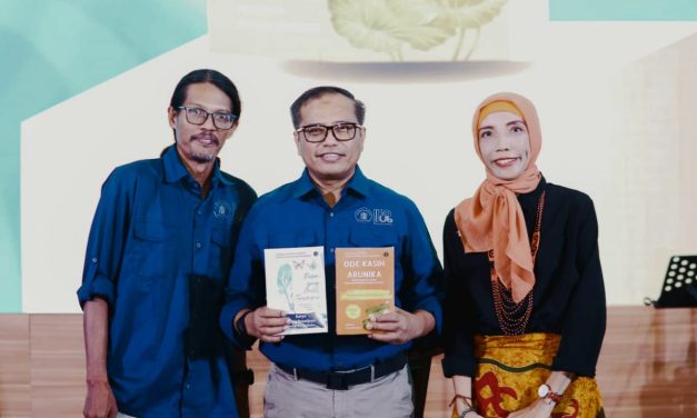 Peluncuran Buku ‘Ode Kasih Arunika’ dan ‘Pesan yang Masih Tersimpan’