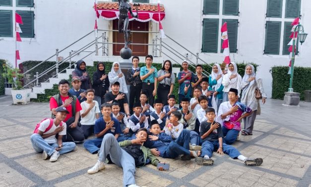 Yayasan Al-Khairiyah Banu Al-Qomar Karangtengah Kunjungan Literasi ke Islamic Book Fair 2024
