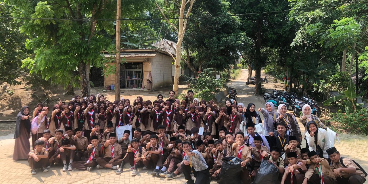 Kelompok 41 KKN UIN SMH Banten Adakan “Workshop Bank Sampah” di Lingkungan Sekolah