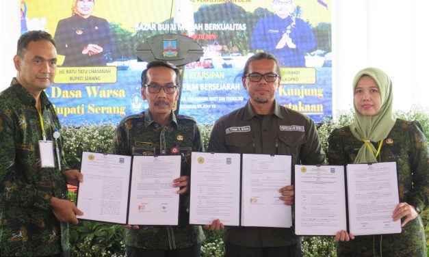 Bantu Wujudkan 100 Perpustakaan Desa Digital, UPA Perpustakaan Untirta Dapat Penghargaan dari Kabupaten Serang
