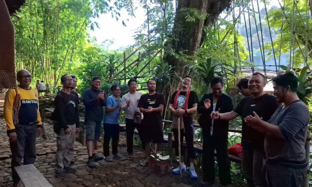 Advokat Banten Bentuk Komunitas Lawyer Touring Club, Gelar Kegiatan di Desa Adat Baduy
