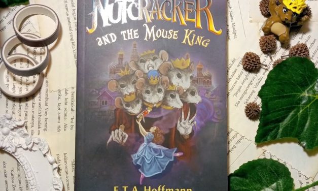 Kolom Kabut #Pungutcerita: Lestari Dipuji