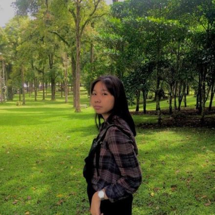 Isra Nabila Harmelia Putri