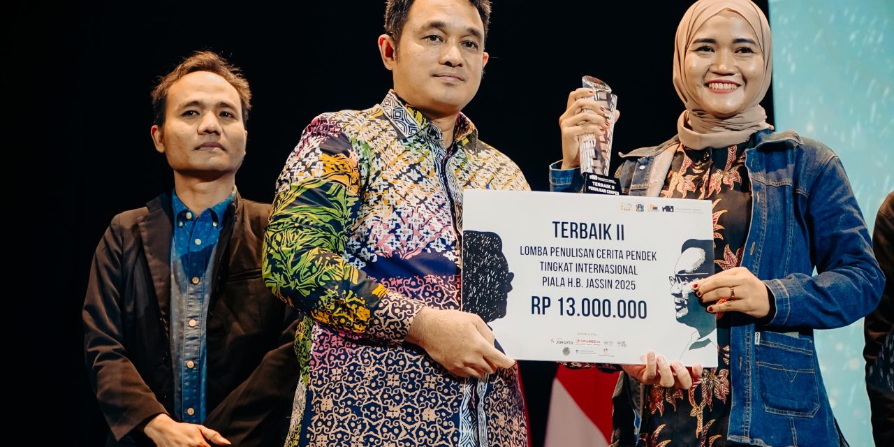 Rini Febriani, Guru Madrasah dari Jambi Raih Juara 2 Piala H.B. Jassin 2025