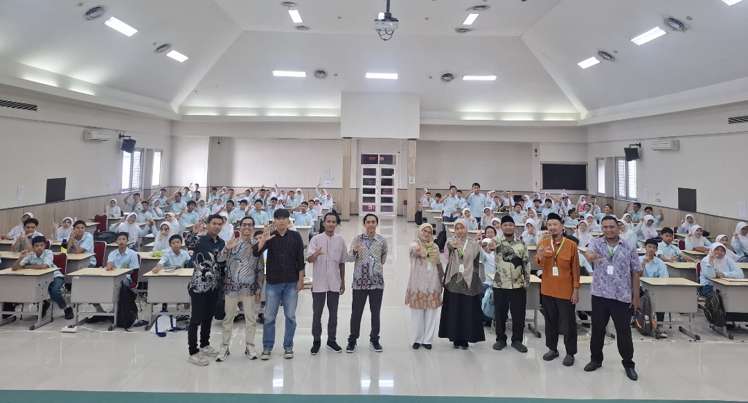 SMP Al Ikhlas Jakarta Selatan Gandeng #Komentar untuk Workshop Karturema