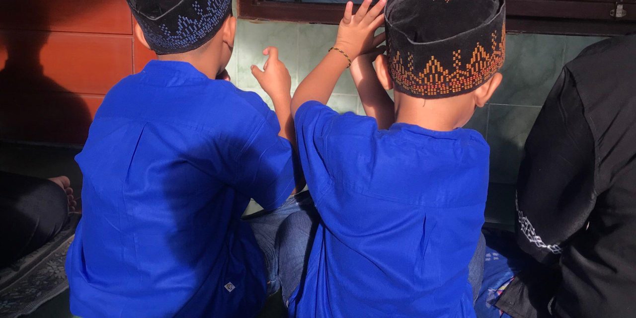 Kombur: Saya dan Na Willa, Menautkan Memoar