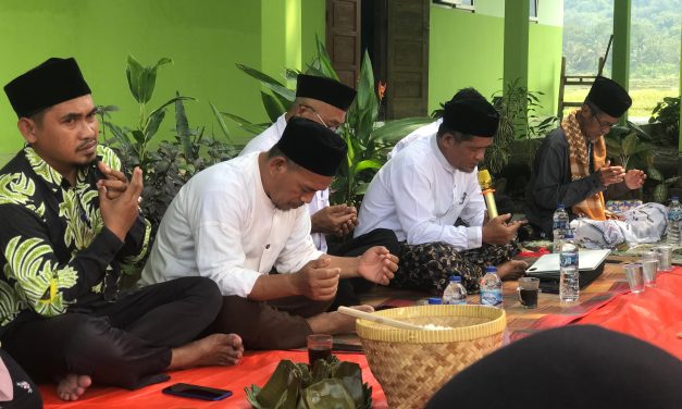 Unik! Ujian Seni Budaya di MTs Al-Khairiyah Karangtengah Angkat Tradisi Bebotokan
