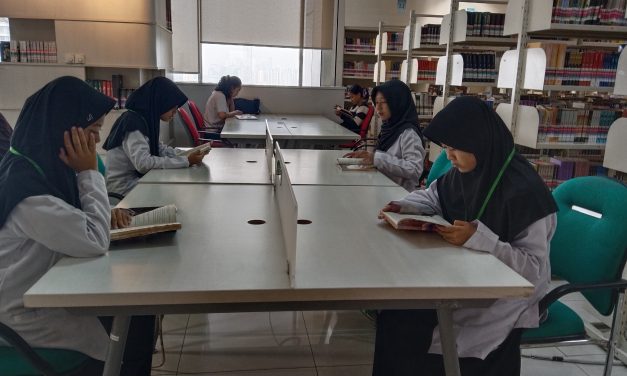Perkuat Budaya Literasi, MTs Al-Khairiyah Karangtengah Kunjungi Perpustakaan Nasional Republik Indonesia