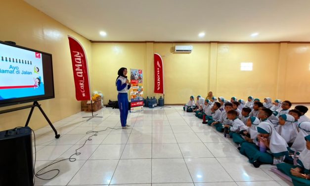 Sambut Hari Anak Nasional, Honda Banten dan Polresta Serang Kota Edukasi Safety Riding di SDIT Al-Zahira